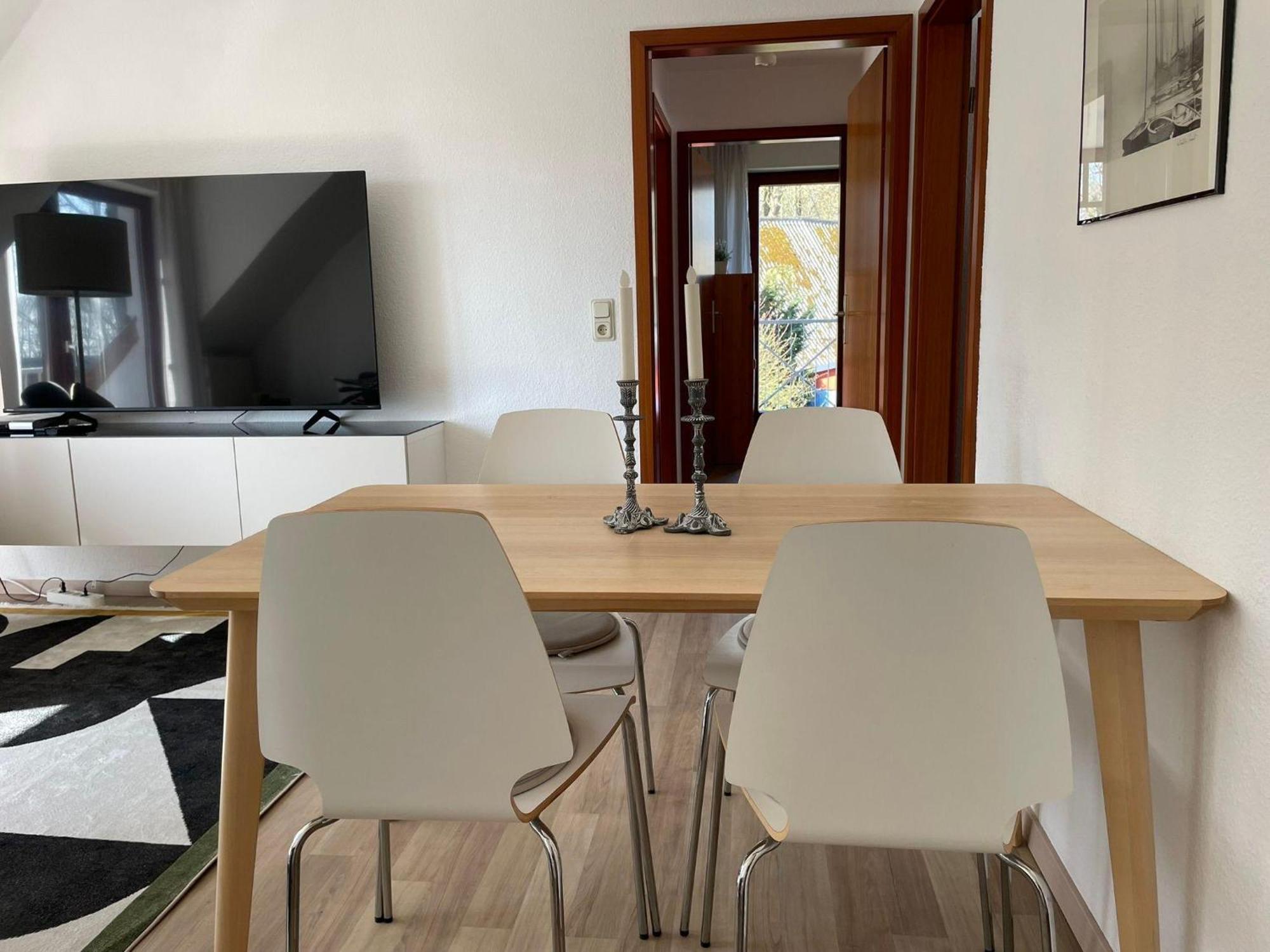 Ferienwohnung-Nils-Holgerson-Mit-Balkon-Zwischen-Strand-Wald-Wiese-Im-Suedosten-Der-Insel-Ruegen Gustow  エクステリア 写真