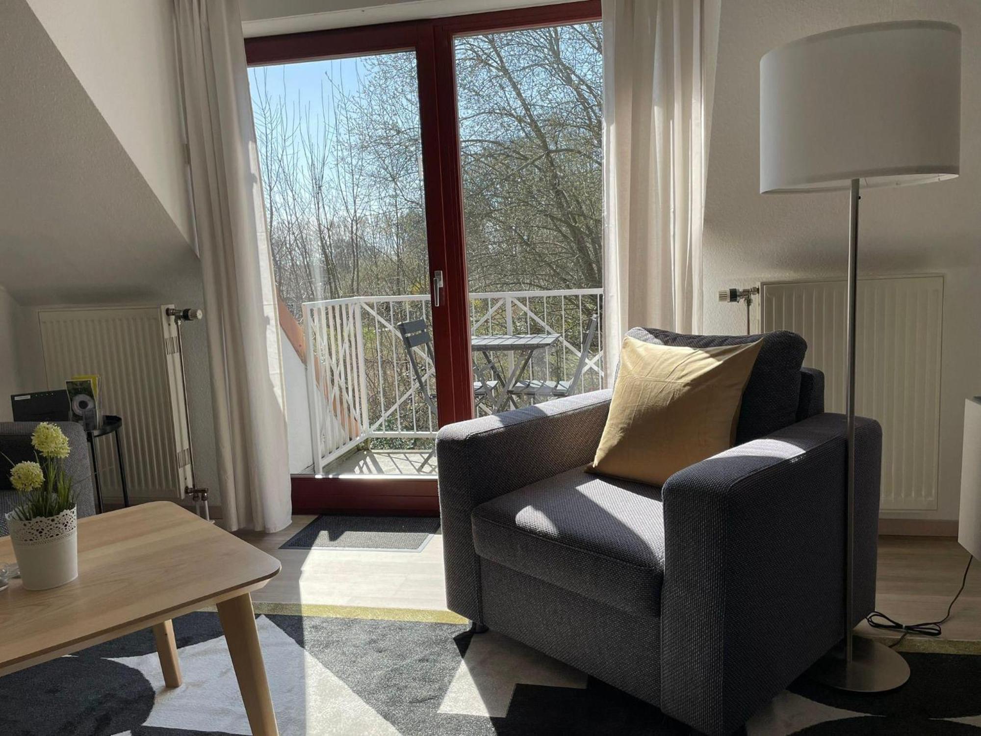 Ferienwohnung-Nils-Holgerson-Mit-Balkon-Zwischen-Strand-Wald-Wiese-Im-Suedosten-Der-Insel-Ruegen Gustow  エクステリア 写真